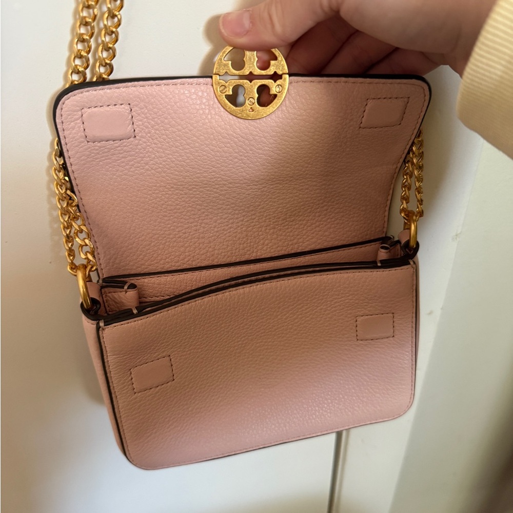 Tory Burch Blush Crossbody Bag with Gold Chain - Picture 5 of 5